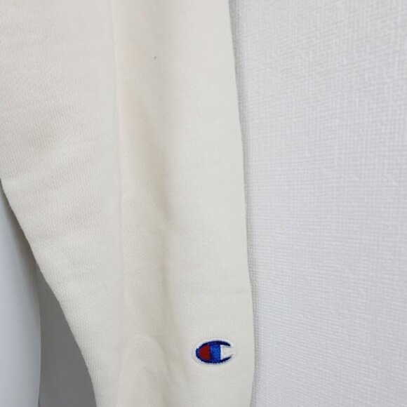 Champion Women's Ivory Reverse Weave Cut-Off Cropped Sweatshirt Size XS - Picture 3 of 9